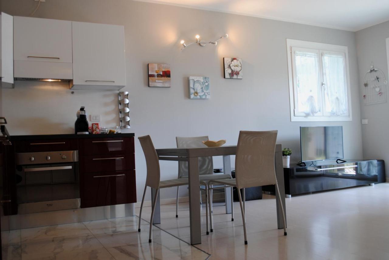 Bnbook - Metropolitan Expo Flat 4 Rho Extérieur photo