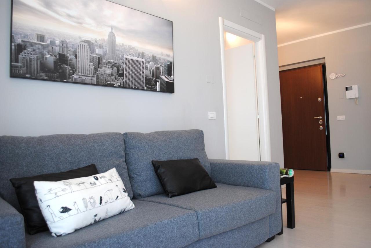 Bnbook - Metropolitan Expo Flat 4 Rho Extérieur photo
