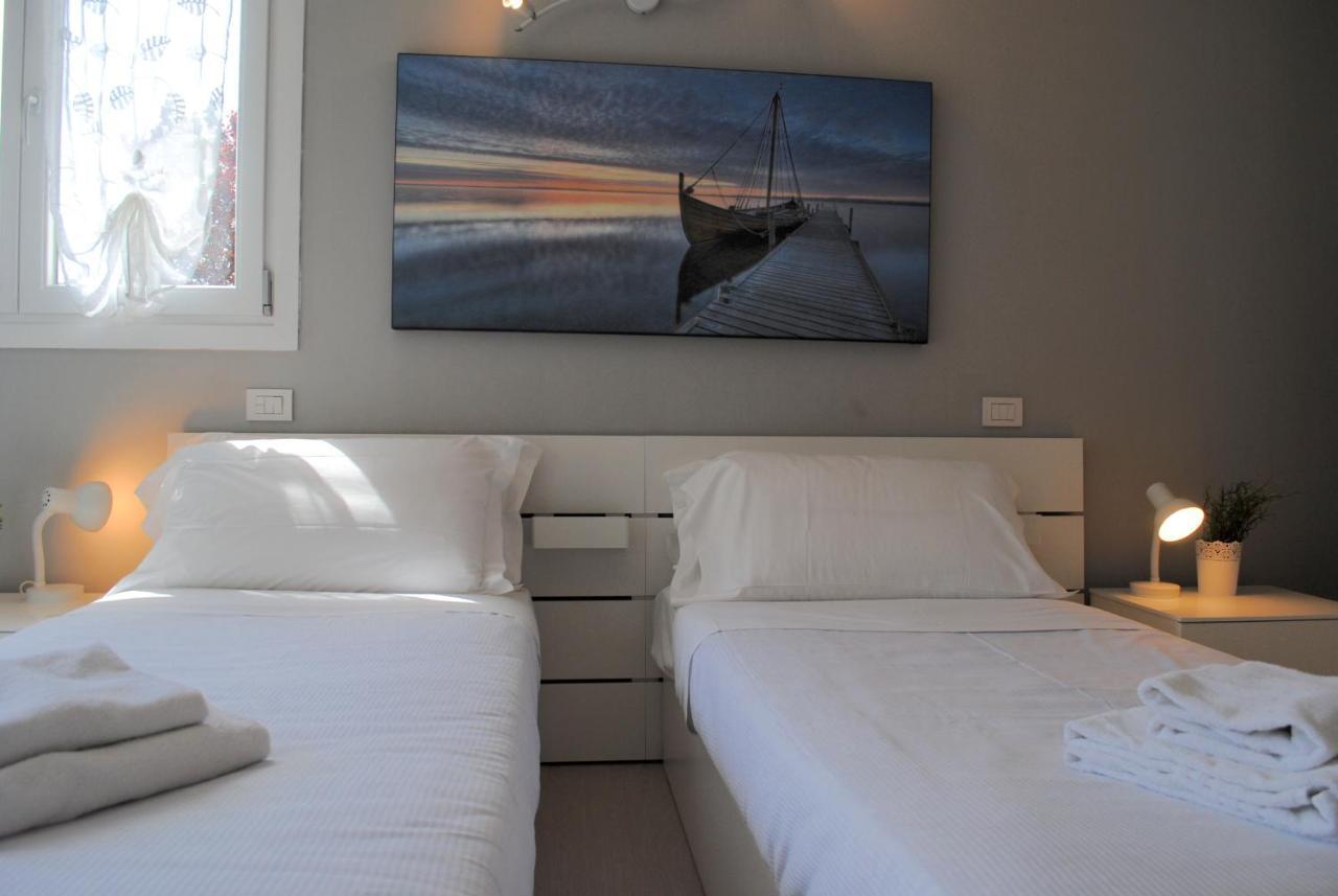 Bnbook - Metropolitan Expo Flat 4 Rho Extérieur photo